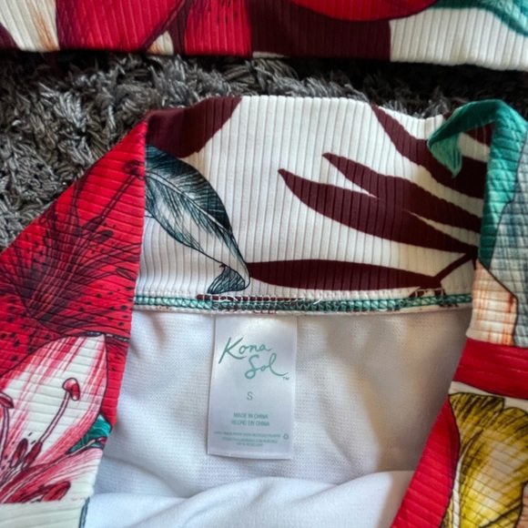 High Wasted Ribbed Bikini - Picture 6 of 11